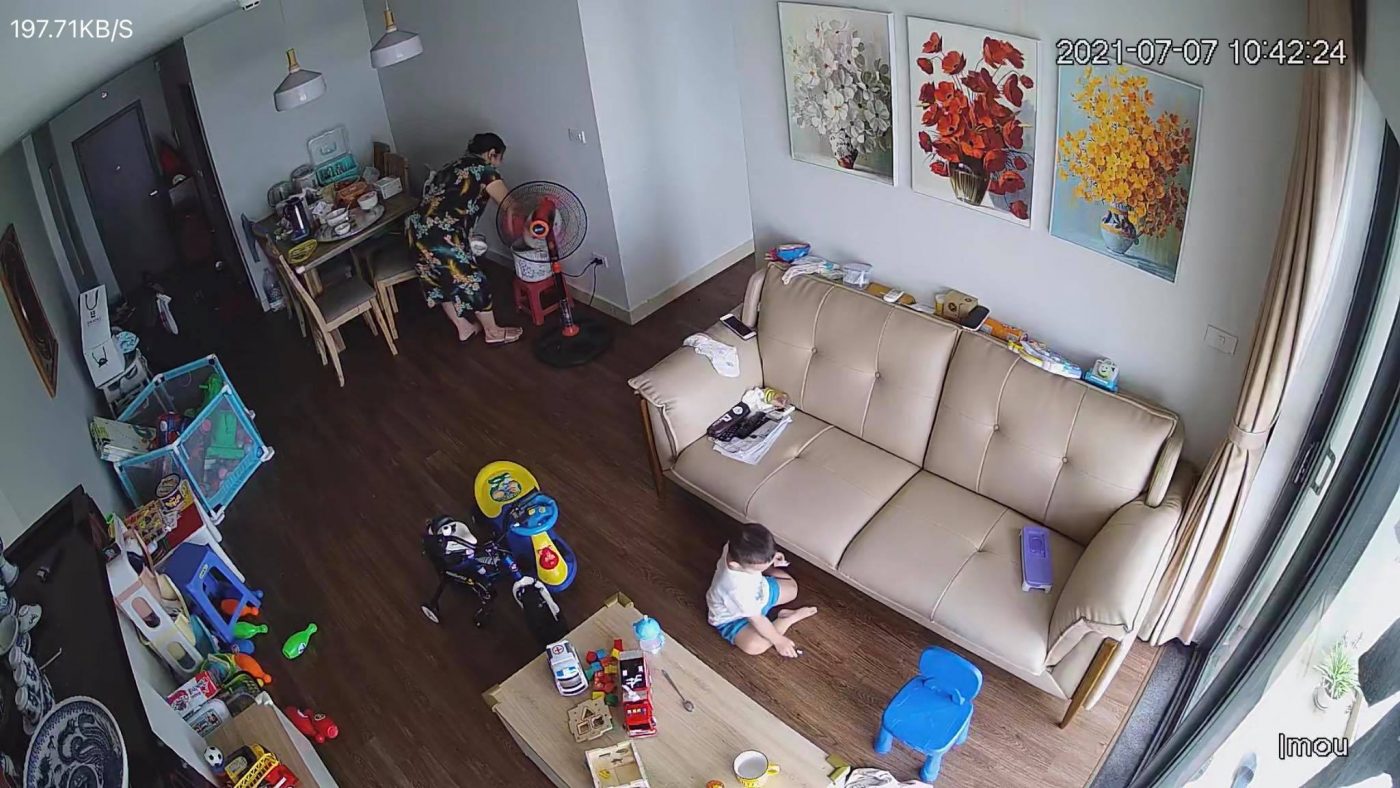 Hình ảnh thực tế camera không dây tại chung cư
